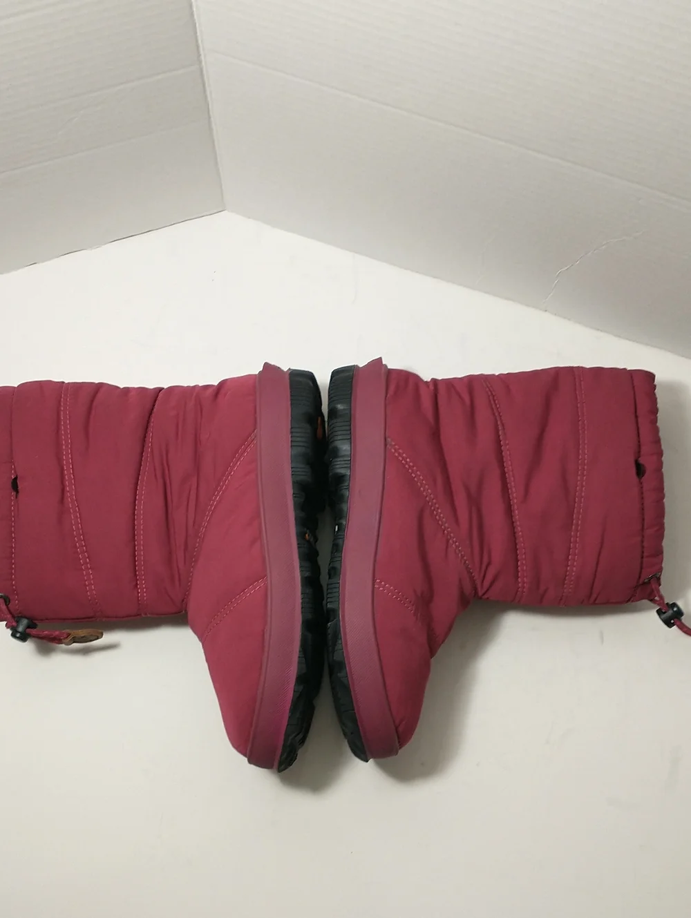 LIKE NEW BOGS SnowDay Girls' Pink Winter Boot, Rated To -22 F, Waterproof